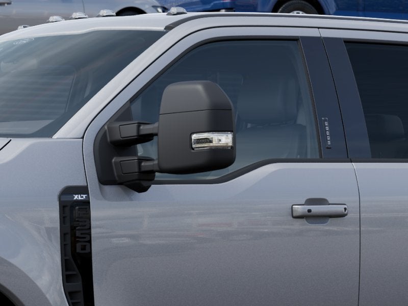 2027 Ford Super Duty F-350® XLT