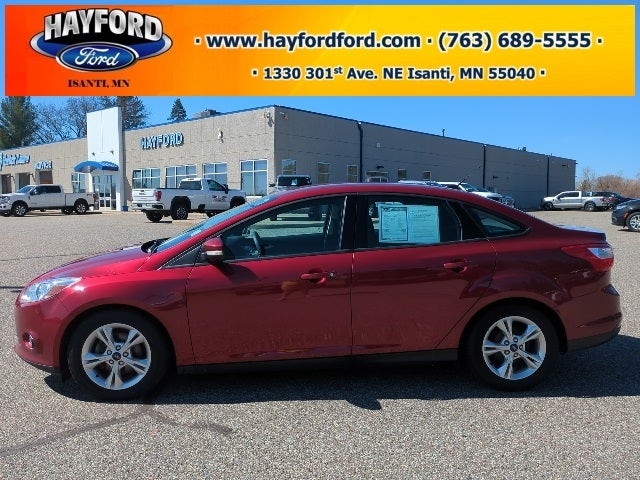 Used 2014 Ford Focus SE with VIN 1FADP3F29EL209661 for sale in Isanti, Minnesota