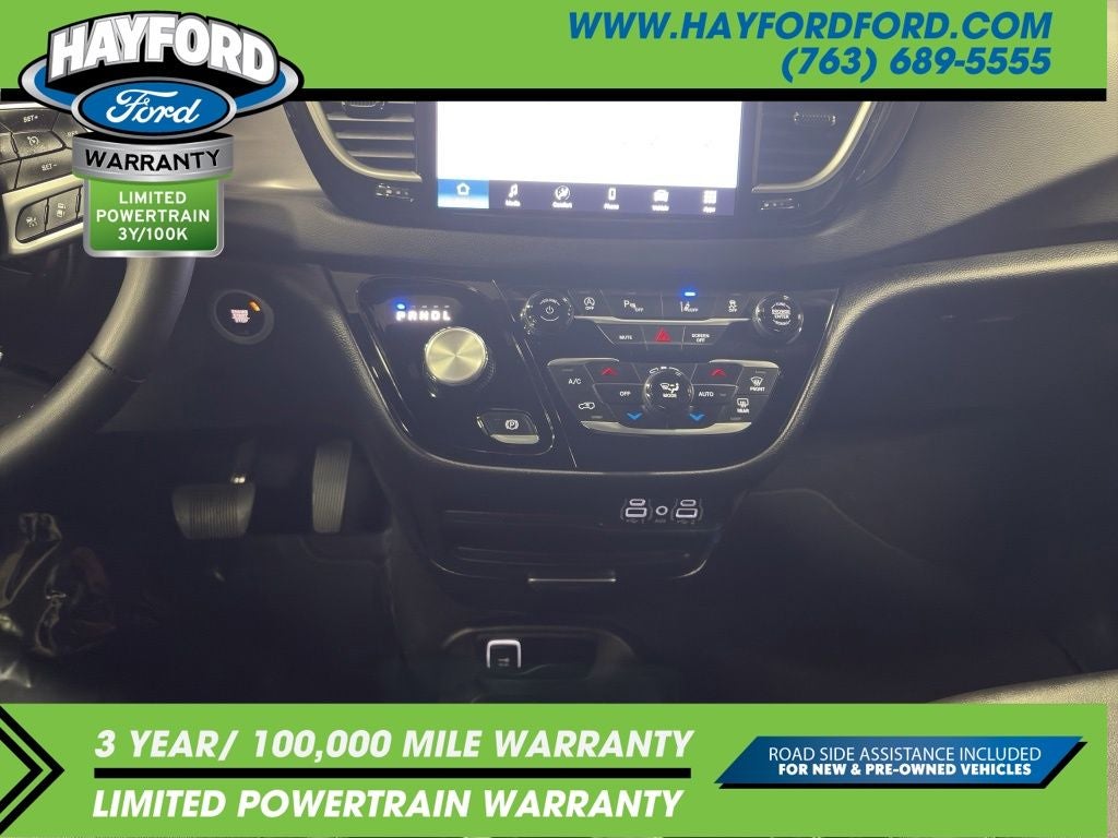 2025 Chrysler Pacifica Select