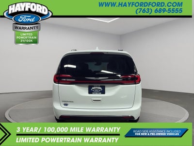 2022 Chrysler Pacifica Touring L