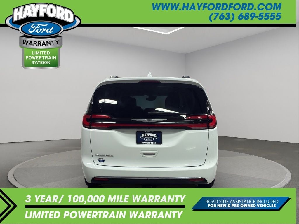 2022 Chrysler Pacifica Touring L