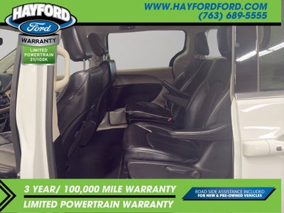 2024 Chrysler Pacifica Hybrid Select