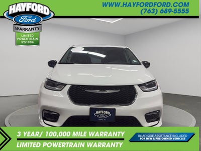2024 Chrysler Pacifica Hybrid Select