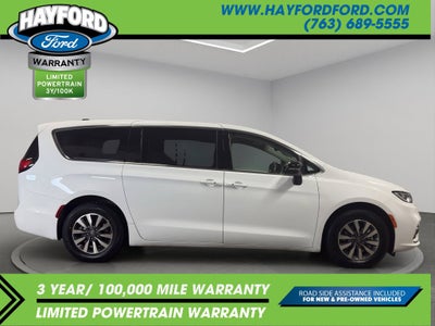 2024 Chrysler Pacifica Hybrid Select