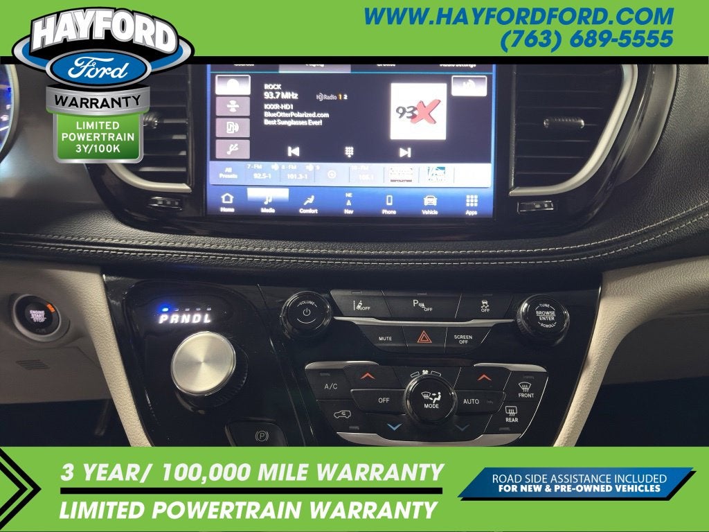 2024 Chrysler Pacifica Hybrid Select