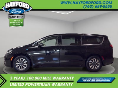 2024 Chrysler Pacifica Hybrid Select