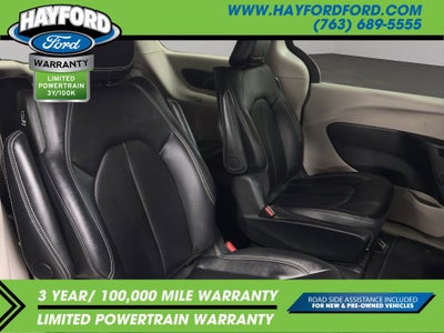 2024 Chrysler Pacifica Hybrid Select
